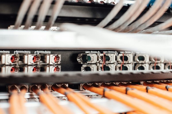 Boostez votre internet avec le câble fibre optique